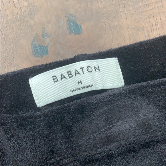 Velvet skirt with slit - Picture 2 of 6